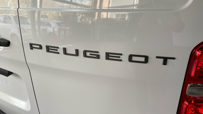 Peugeot Expert E-Standard 1000 100kW 75kWh Professional Premium + Van Auto